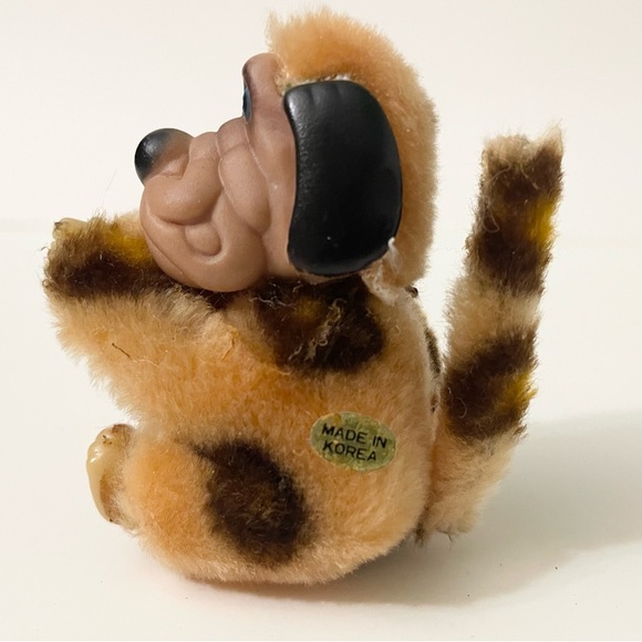 Vintage Wrinkles Hound Hugger Dog Plush Doll - Picture 16 of 16